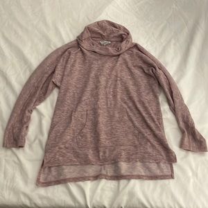 Mauve heather cowled sweater with front pocket